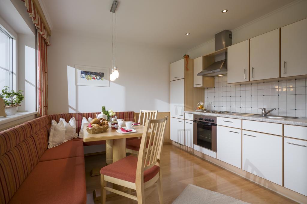 Haus Mader Lägenhet Hippach Exteriör bild